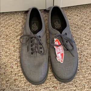 Men’s lo rise Vans!